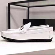  GUCCI 古奇專柜同款高品質(zhì)休閑豆豆鞋 鞋面采用進(jìn)口漆皮 內(nèi)里采用高等進(jìn)口環(huán)保豬皮 和舒適超軟耐磨橡膠大底 代工級別工藝 真正的 品質(zhì) 非市場一般品質(zhì) 碼數(shù) 38-43