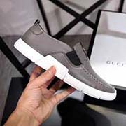 2018獨(dú)家新款GUCCi法國限量版高等版本新休閑鞋 品質(zhì) 潮流休閑時(shí)尚 超柔軟生膠大底 歐洲進(jìn)口頭層牛皮 內(nèi)里頭層豬皮透氣防臭 論材料做工完勝市場(chǎng)所有版本 高高等版本品質(zhì)出貨 實(shí)物拍攝 凸顯獨(dú)特