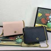  497985 古奇新款小雙G金屬鏈單肩包精良搭配 內部空間充裕化妝鏡面 高等意大利進口牛皮 古銅色金屬配件 20x12.5x4.5cm 全皮黑色 粉色