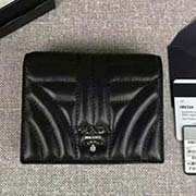 PRADA爆款女士短夾 專柜新款式 官網同步 1MV204 黑色繡線散字嘜 意大利高等原單納帕牛皮質感極好 原單 長11.2cm高8.5cm