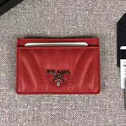 PRADA信用卡夾 配三個(gè)夾層 專柜新款式 官網(wǎng)同