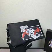  2NG005印圖機器人 PRADA手拿包 官網(wǎng)同步 意大利高等壓紋牛皮質(zhì)感極好走線 長28高18cm 印圖機器人黑色