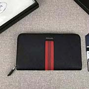 PRADA爆款男士大號單拉鏈錢包 專柜新款式 官網同步 2ML188 黑紅色彩帶字嘜 意大利高等原單十字紋牛皮質感極好 長21cm高12cm