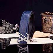 LV休閑時尚字母扣頭層牛皮真皮