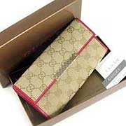 古奇粉色皮革配緹花金屬標牌女士錢包112715桃紅