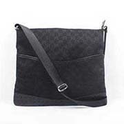 古琦黑色女包斜挎男士單肩包時(shí)