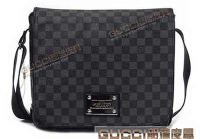 LV男包專賣店真品代買 BROOKLYN 中號斜挎包 N51211 2