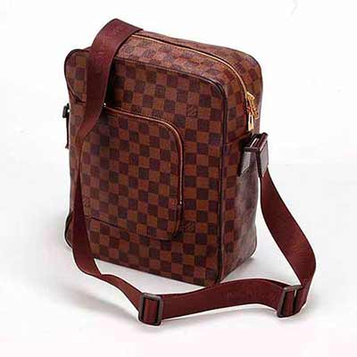 <a href=/lv-pinpai/ target=_blank class=infotextkey>lv包包</a> 棋盤男包 格子系列之N41441 時(shí)尚斜跨包、