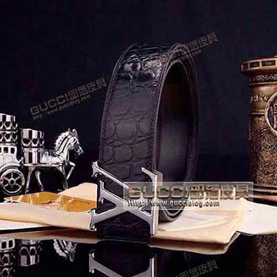 LV真皮男士牛皮LV字母扣頭休閑時(shí)尚腰帶 L151610