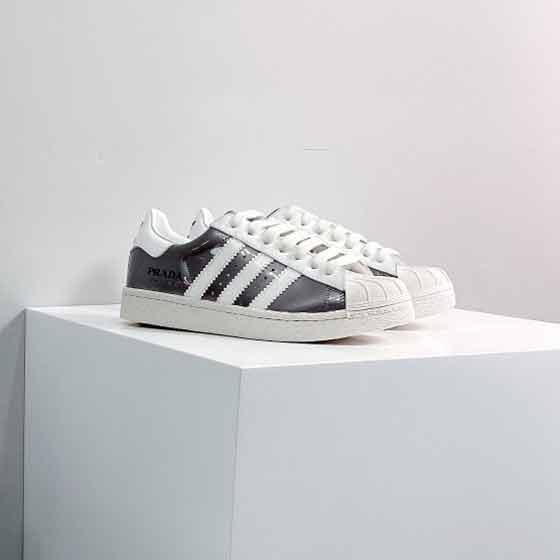 意大利女鞋品牌PRADdidas聯(lián)名阿迪休閑貝殼頭經(jīng)典板鞋