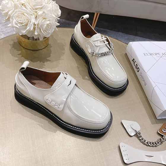 楊超越明星網(wǎng)紅同款大品牌女鞋新款Lucia Tacc