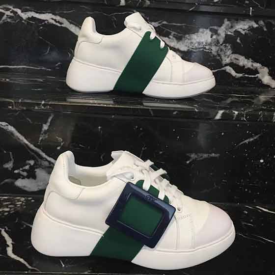 RV秋冬新款運(yùn)動(dòng)品牌女鞋，新一季作品代買級別！