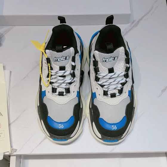 巴黎世家Balenciaga全球火爆的一代復古慢跑鞋。