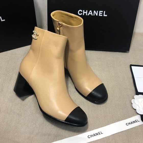 danelaa 小香新款雙C實木粗跟瘦腿短靴