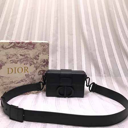 Di0r 30 Montaigne） 迷你號重磅款手掌紋蒙田包