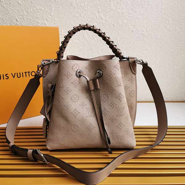 海外原單lv 女包桶包 小牛皮Muri