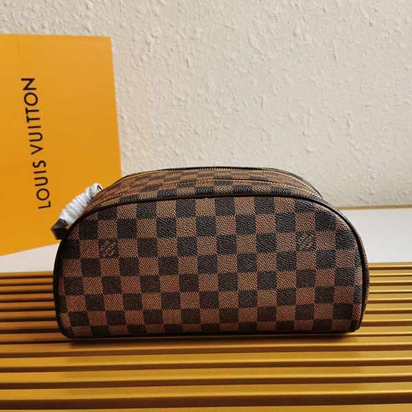 LV特大號(hào)盥洗包N47528，帆布面