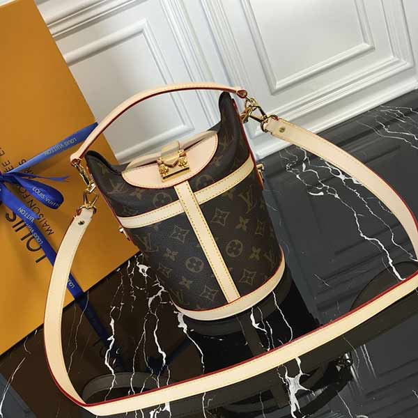 歐美大品牌女包LV春夏系列Duffle手袋M43587