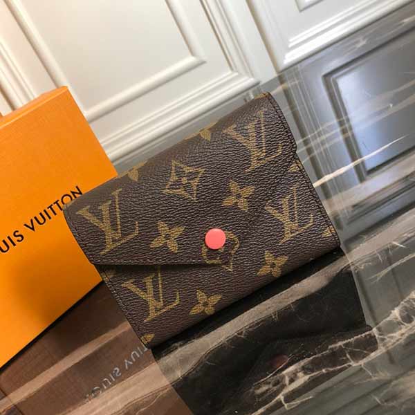 路易威登LVVICTORINE錢夾風格時尚適宜隨身攜帶的上上之選。M41938