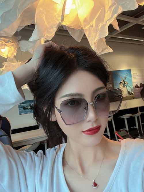 香奈超輕鏡框推存，新款女士開車大框多邊形太陽鏡