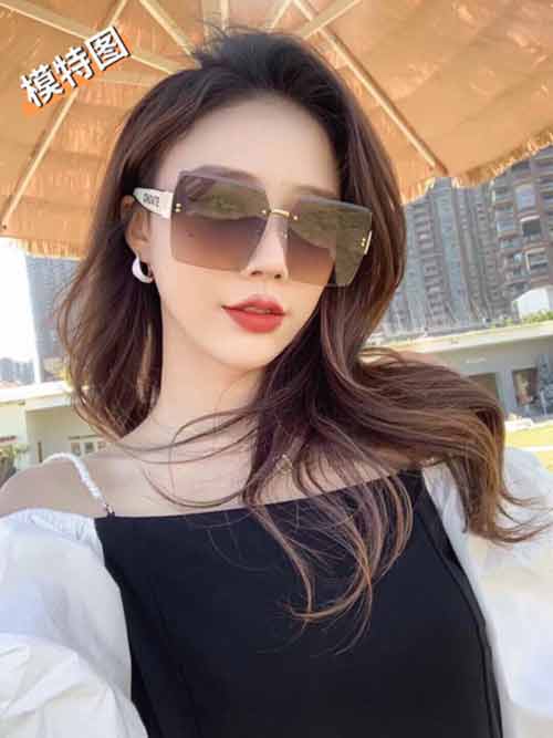 2022新款太陽鏡減輕強光負擔，遮擋有害光線防輻射