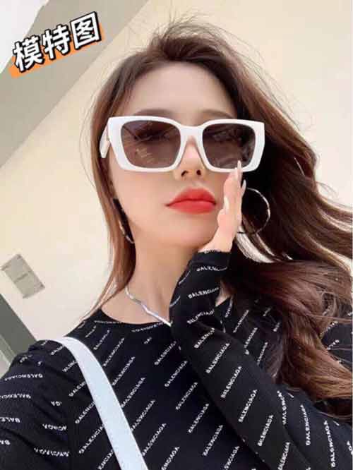 Burberry時尚太陽鏡經典大品牌款式設計