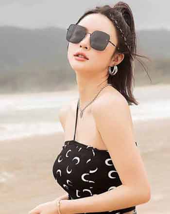 妥妥明星既視感！ MIUMIU經典大方框墨鏡 女士太陽鏡