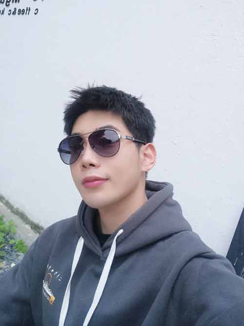 GUCCI古奇男士選太陽鏡，男士圓框哈氣太