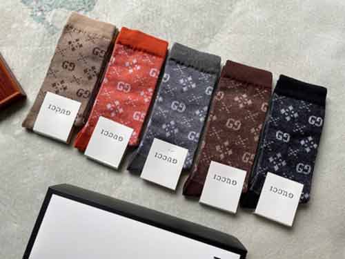 Gucci古奇G家新品經典雙G標志女款中筒襪