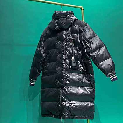 Moncler＆PlamAngels聯名款超大超長羽絨服