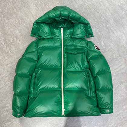 Moncler代買版羽絨服，既要實(shí)用