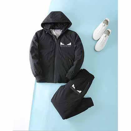 芬迪羽絨套裝更為型格！五金更是客供定制的！即時尚又保