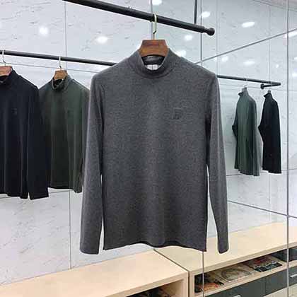 巴寶莉秋冬新品經典標識高支棉打底衫，保暖舒適，時尚百搭！