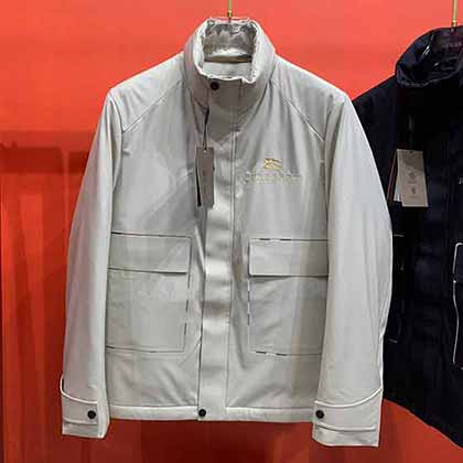 巴寶莉冬季新品出口海外訂單男士商務休閑羽絨服！