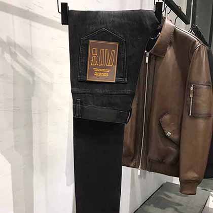 lv男士牛仔褲，路易威登男士時裝款黑灰色丹寧牛仔褲