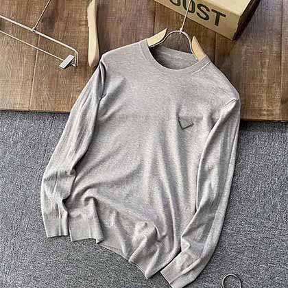 大品牌招商網(wǎng)三角標系列男士羊毛打底線衣針織衫