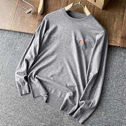 柜臺(tái)新款愛馬仕單品，男士長(zhǎng)袖毛衣。