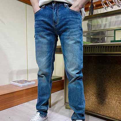 巴寶莉官網秋冬純棉藍色水洗斜紋牛仔布男士牛仔褲