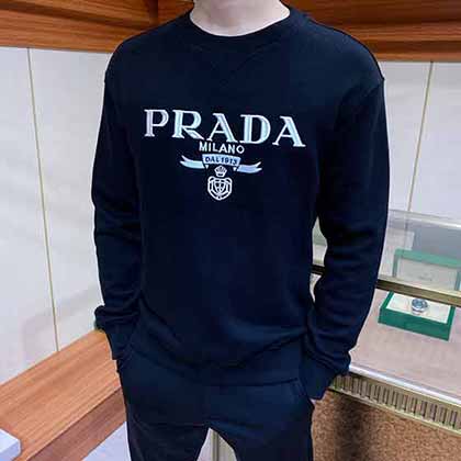 普拉達官網高品質圓領衛衣：柔軟透氣，彰顯高等質感
