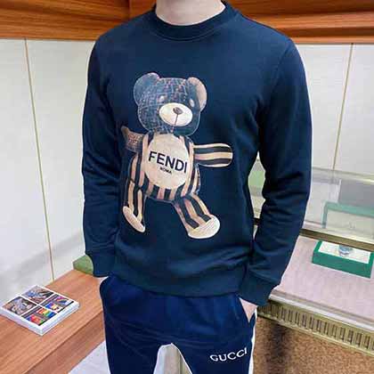 批發(fā)名品網(wǎng)芬迪官網(wǎng)印花圓領(lǐng)衛(wèi)衣