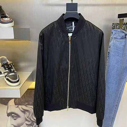 迪奧早秋新款專柜原版五金夾克，高等時(shí)尚，上身超贊！