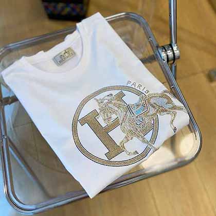 春夏季愛馬仕服裝男裝，官網新款經典短袖T恤！