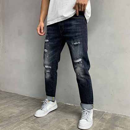 OF品牌潮流logo牛仔長褲，生活休閑日常皆宜。