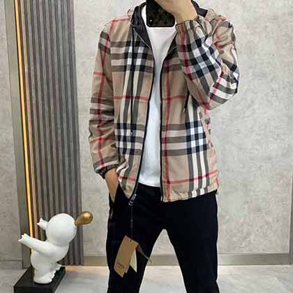 Burberry官網(wǎng)新款?yuàn)A克 巴寶莉早