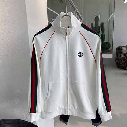 gucci男士外套 經(jīng)典復古運動輕奢款織帶拼色外套