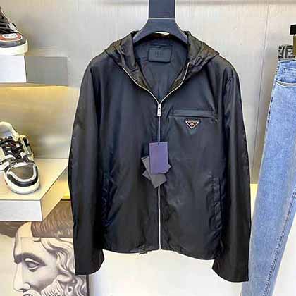 PRAD早秋原版夾克，一流定制，高等百搭！