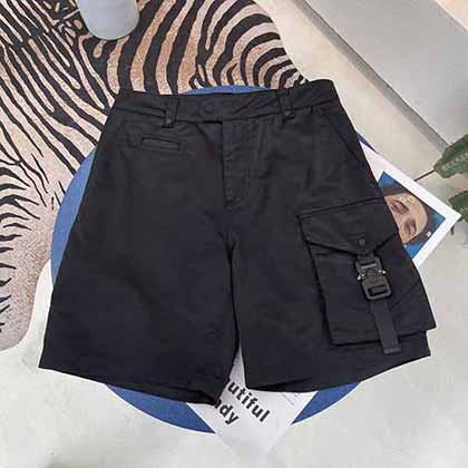 男裝網(wǎng)紅店Dior男士重工金屬卡扣飾帶點(diǎn)