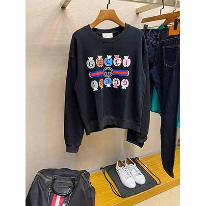 男裝官方網(wǎng)Gucci七夕限定款人手畢備基礎(chǔ)款印