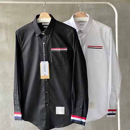 TB THOM經典百搭純棉基礎襯衫，紅白藍精典織帶搭配！