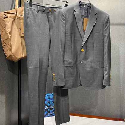 法國大品牌男裝 巴寶莉西服套裝，上帝留給男人美好的